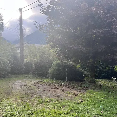 Avec Cheminee A - Animaux Admis, Parking Et Terrasse - Fr-1-812-18